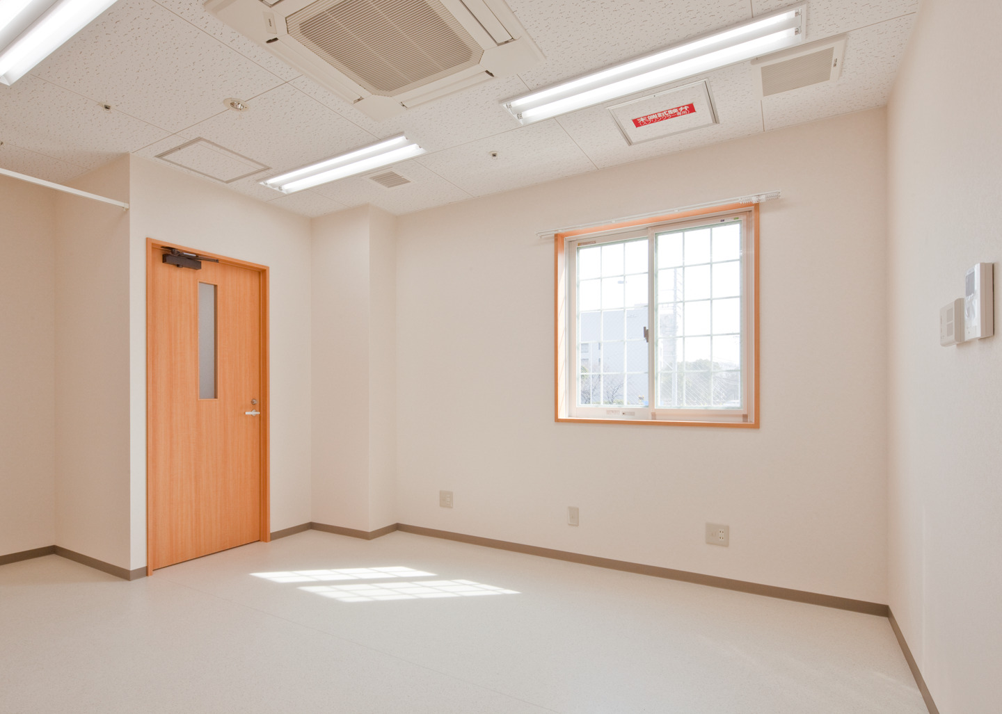 各お部屋は、安らぎとプライバシーを重視した設計になっています。